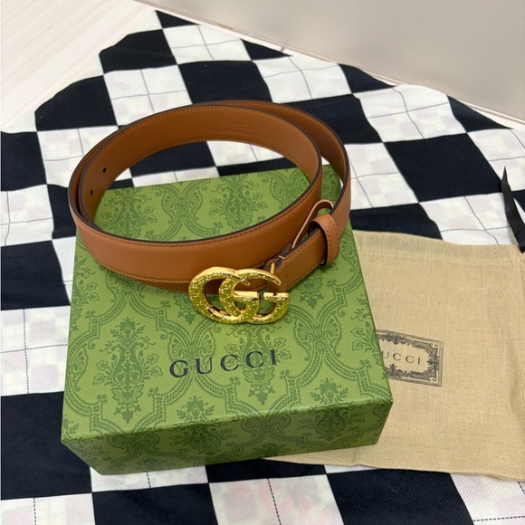 Gucci Women’s Brown Leather Belt Sz 90 - Picture 4 of 8